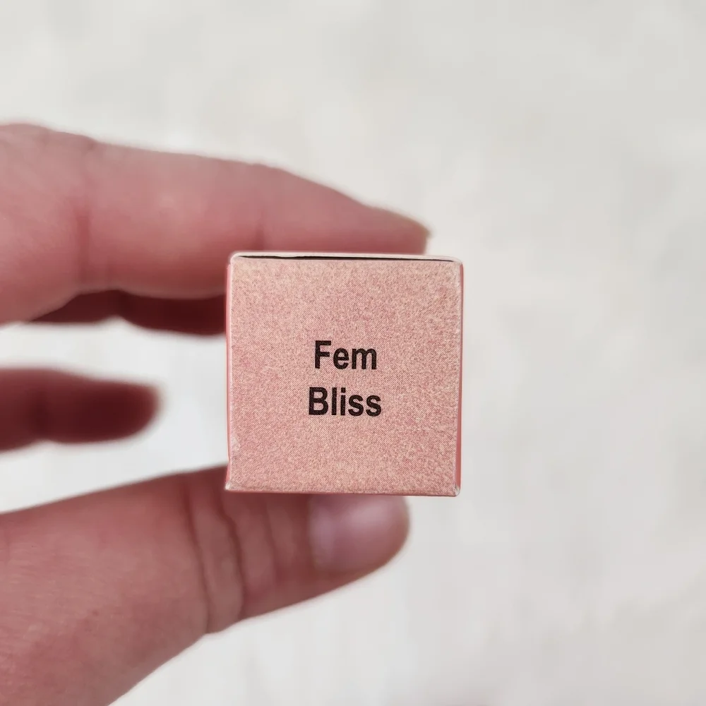 Lucky Chick Liquid Gel Eyeshadow in Fem Bliss